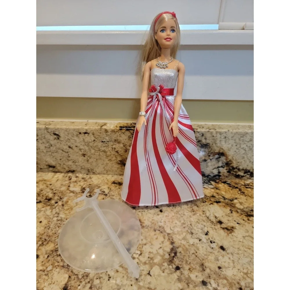 Mattel 2015 Barbie Holiday Wishes Doll DNJ47 NEW